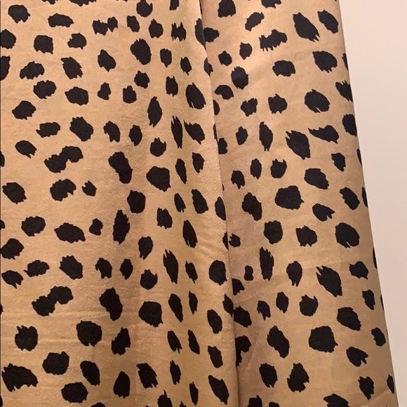 Forever 21 cheetah print skirt - Picture 2 of 3